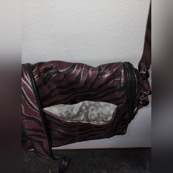 Night is Young crossbody purse - Picture 2 of 7